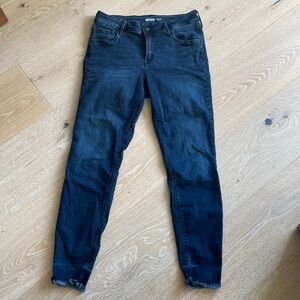 Old Navy dark wash Rockstar super skinny ankle jeans size 6